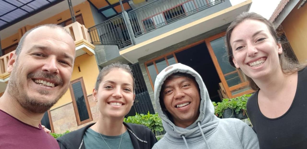 Homestay Lereng Bromo Esterno foto