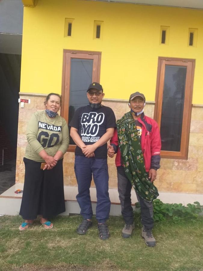 Homestay Lereng Bromo Esterno foto